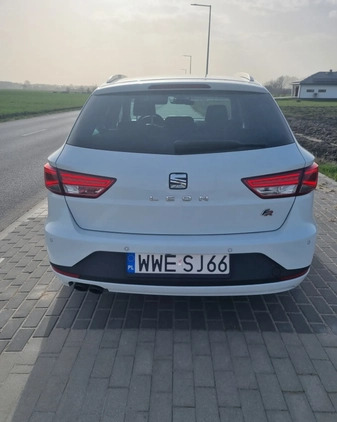 Seat Leon cena 55000 przebieg: 131900, rok produkcji 2015 z Warszawa małe 277